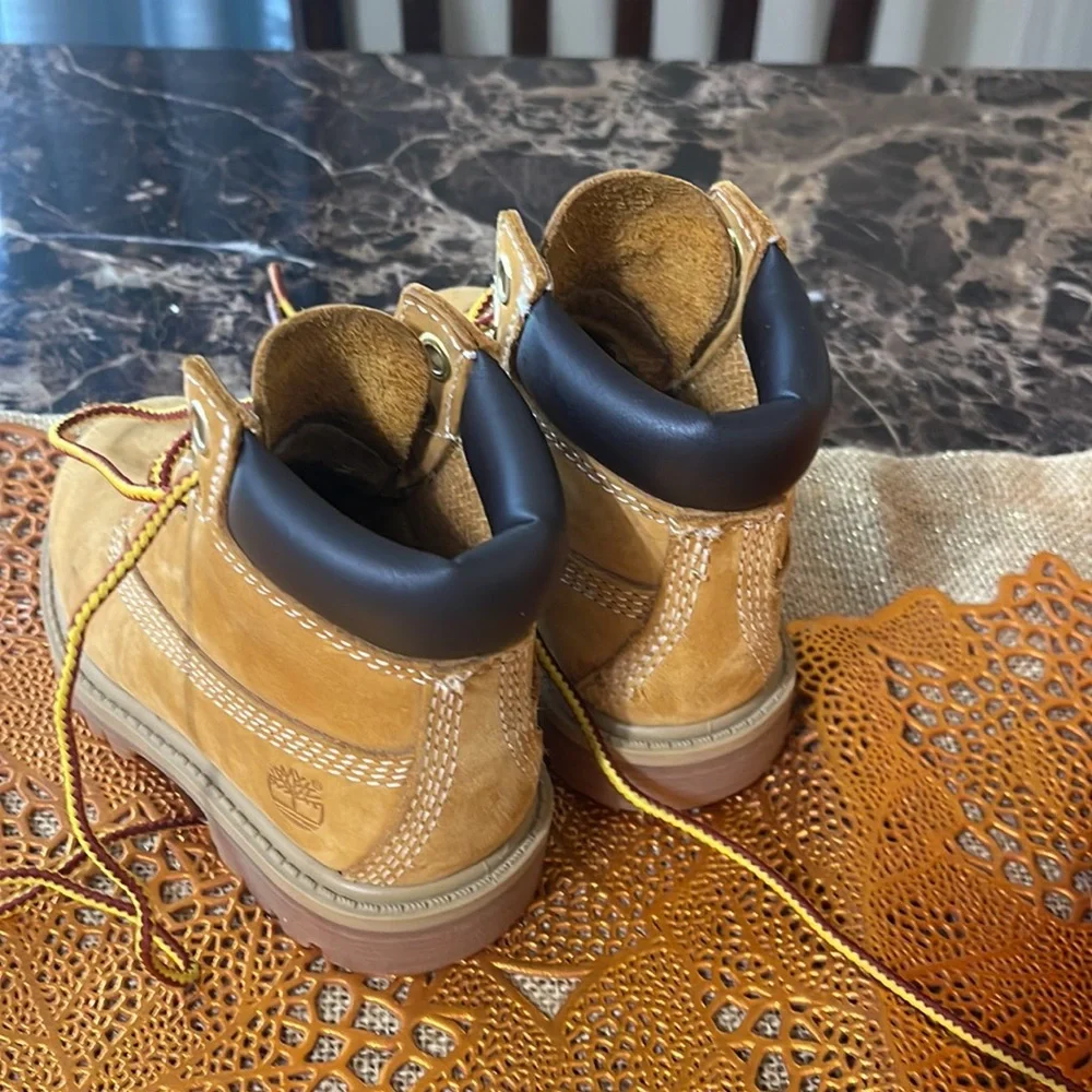 Timberland boots kids 6.5 - Picture 3 of 5
